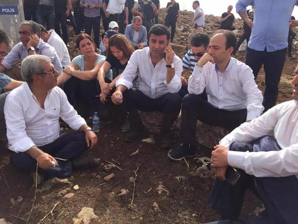 Civilian massacre in Cizre
